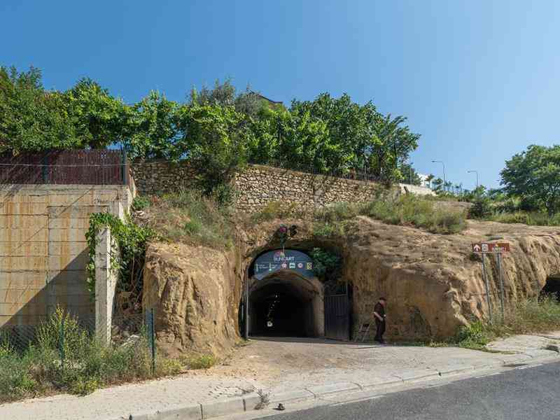 Tiran