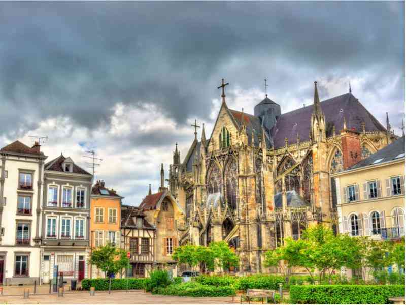Troyes