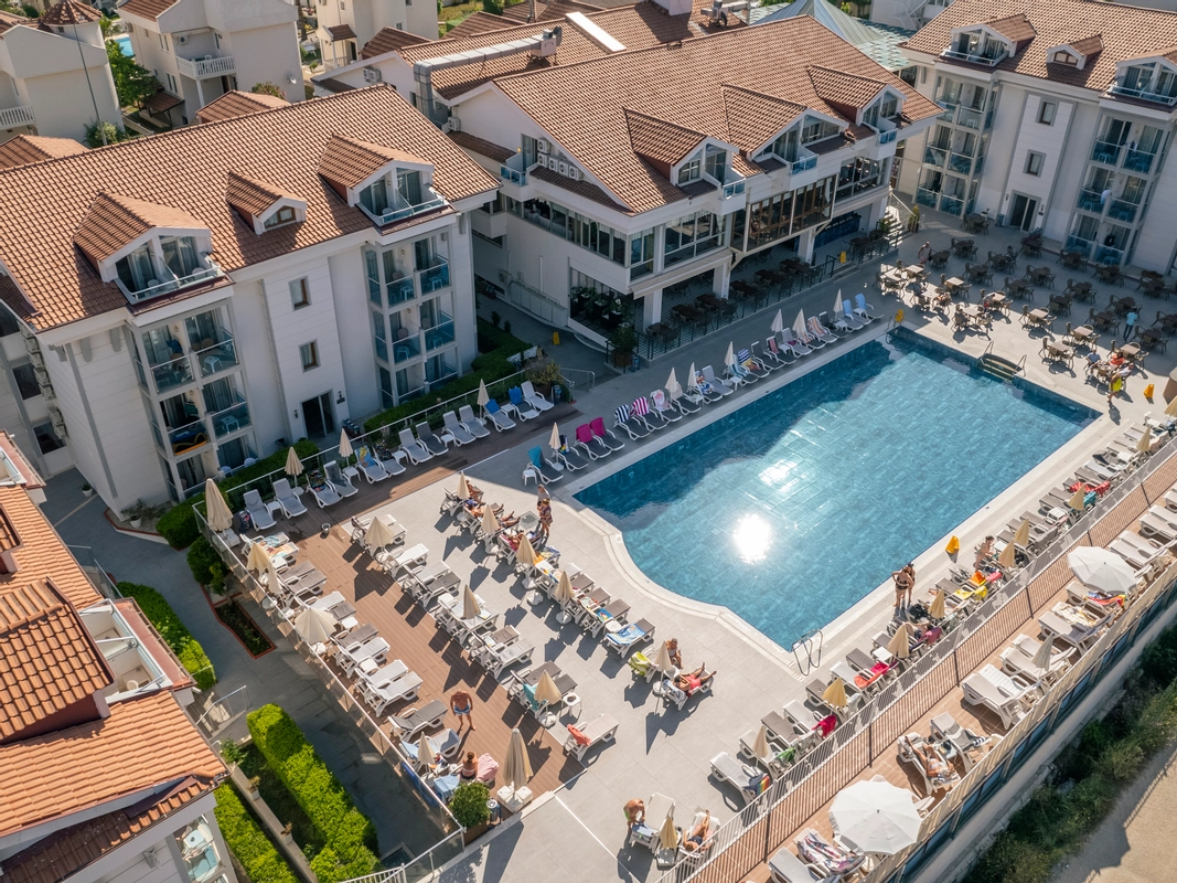 Aes Club Hotel