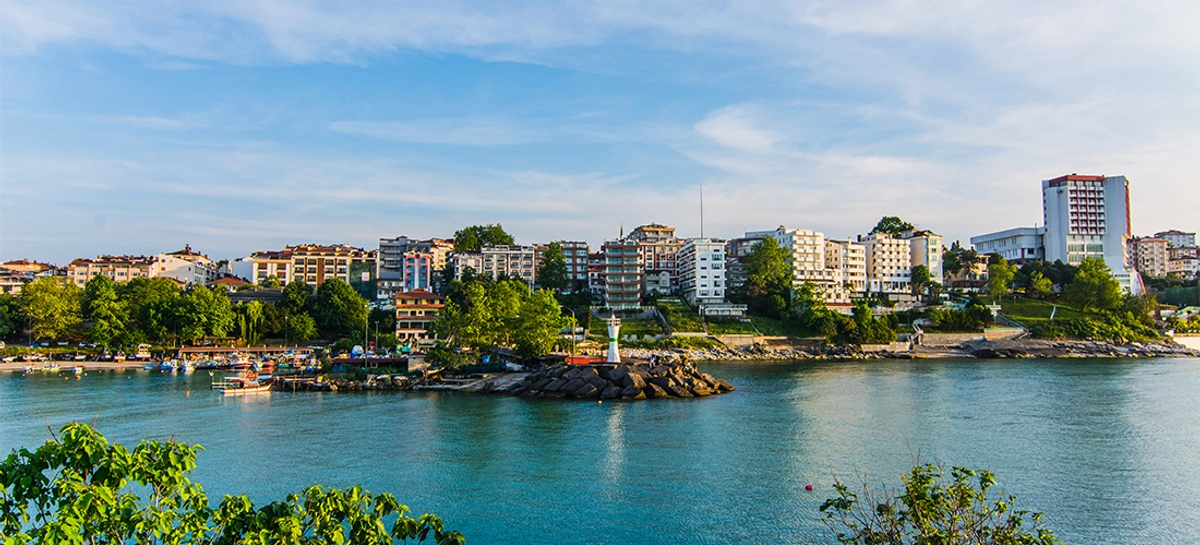 Akçakoca Nerededir ve Nasıl Gidilir?