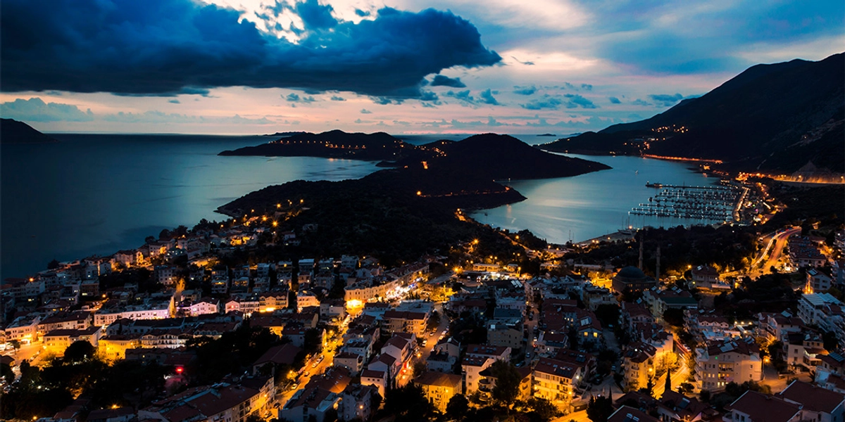 Kaş Tatilinde Gece Hayatı