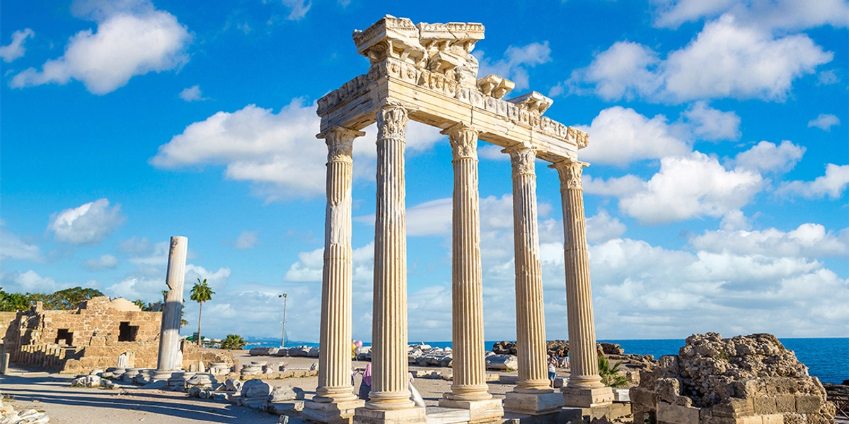 Antalya Gezinizde Uğramanız Gereken Tarihi Yerler