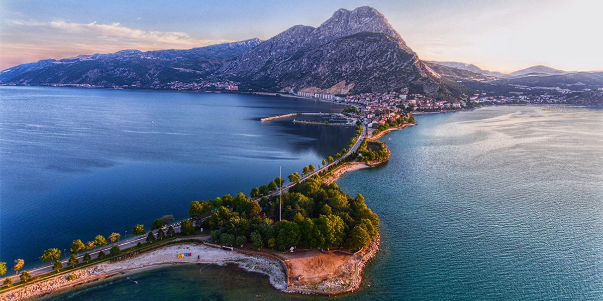 Eğirdir Seyahatine Nereden ve Nasıl Gidilir?