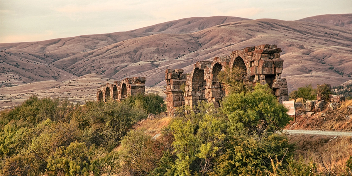 Yalvaç’ın Görülmesi Gereken Tarihi Yerleri