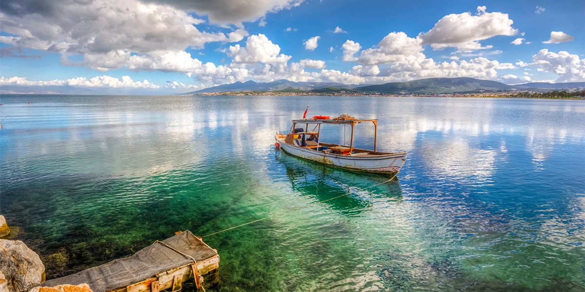 Urla Nerededir ve Nasıl Gidilir?