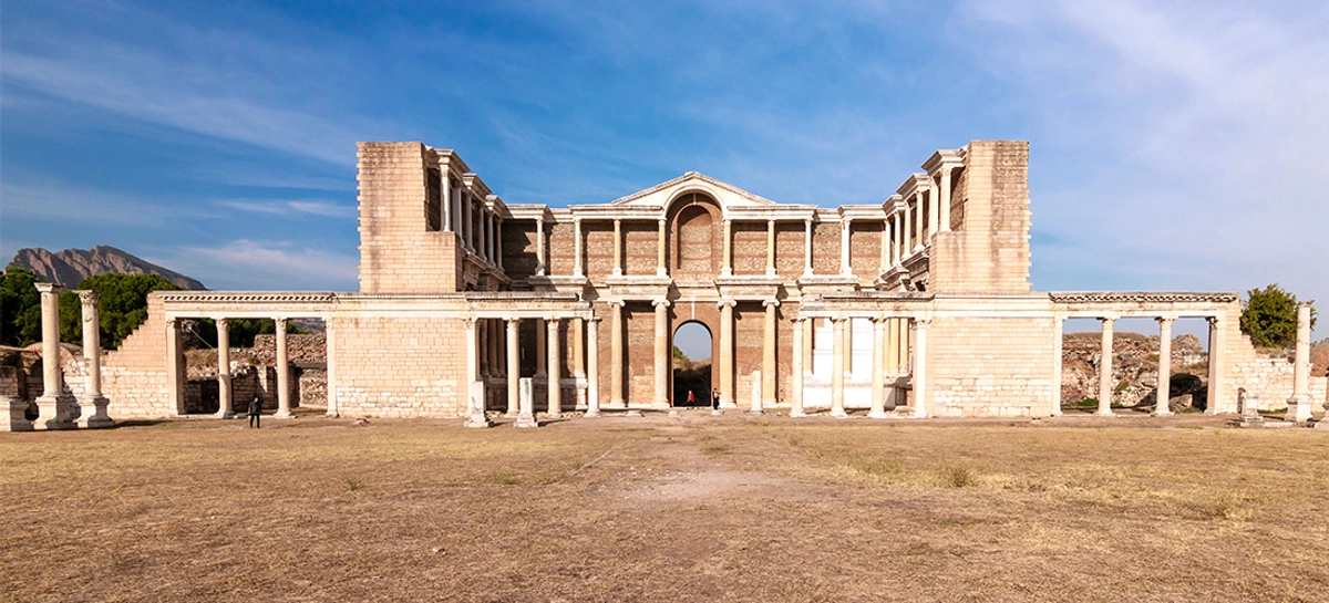Salihli İlçesinin Tarihi ve Turistik Yerleri