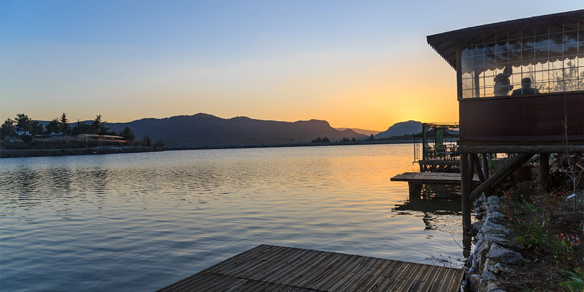 Ula Tatilinde Gece Hayatı