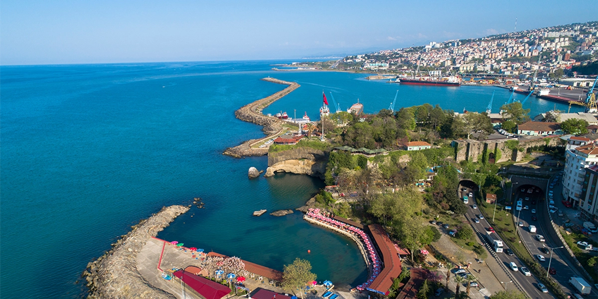 Yomra’nın En Ünlü ve Popüler Plajları Listesi