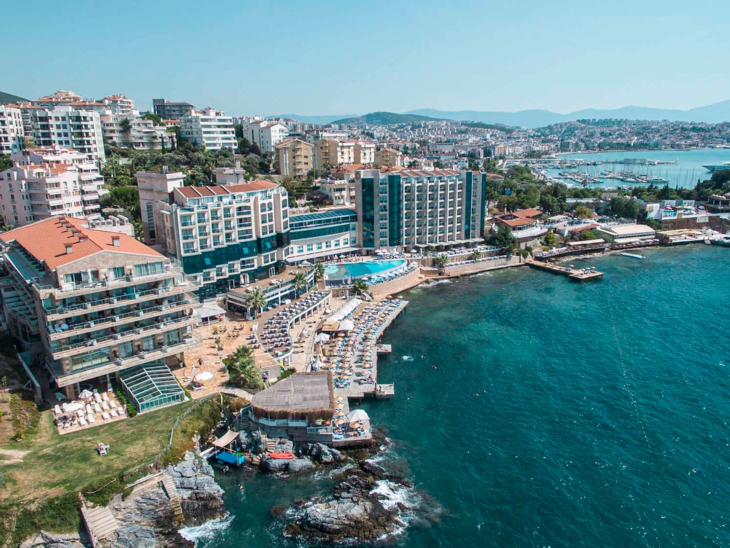 Charisma Deluxe Hotel
