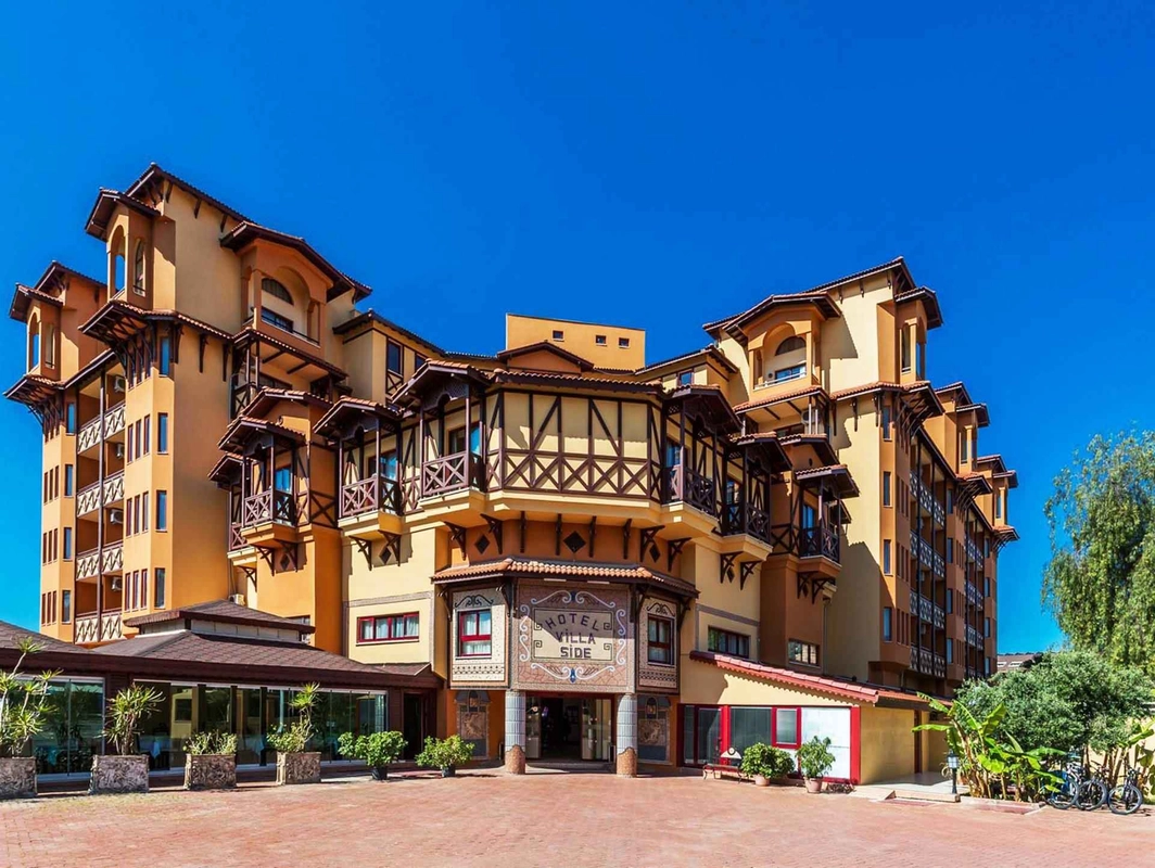 Villa Side Hotel