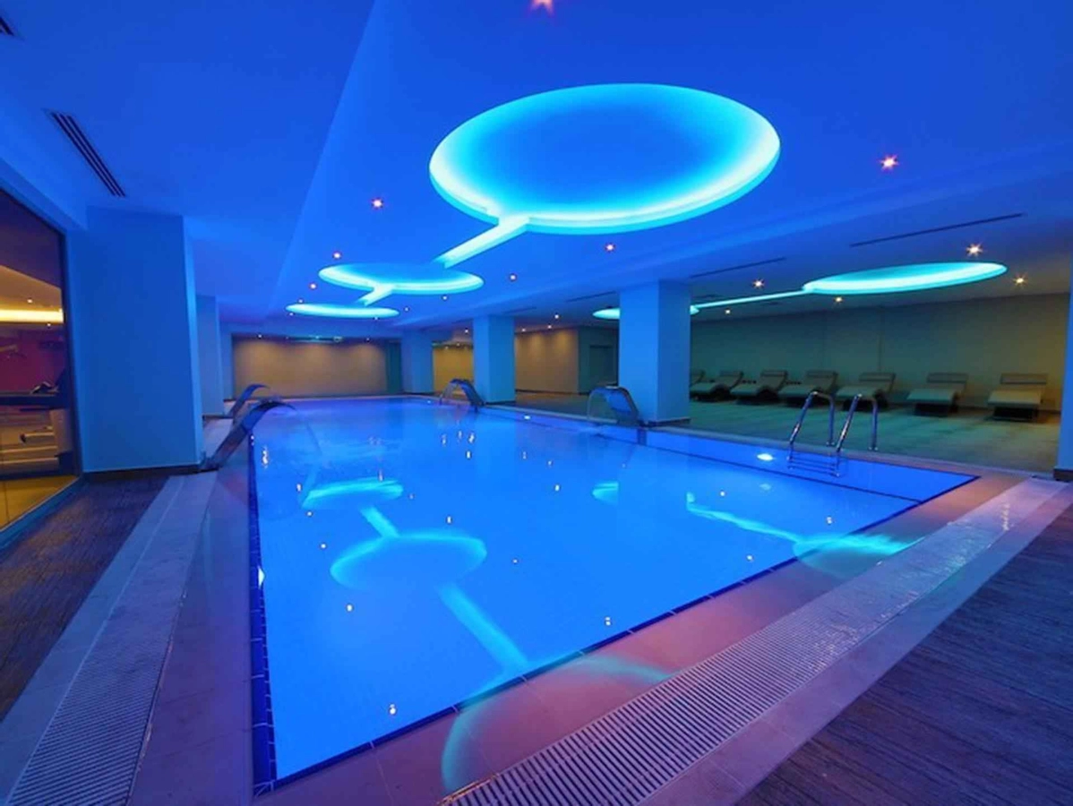 Ramada Hotels & Suites by Wyndham İstanbul Merter