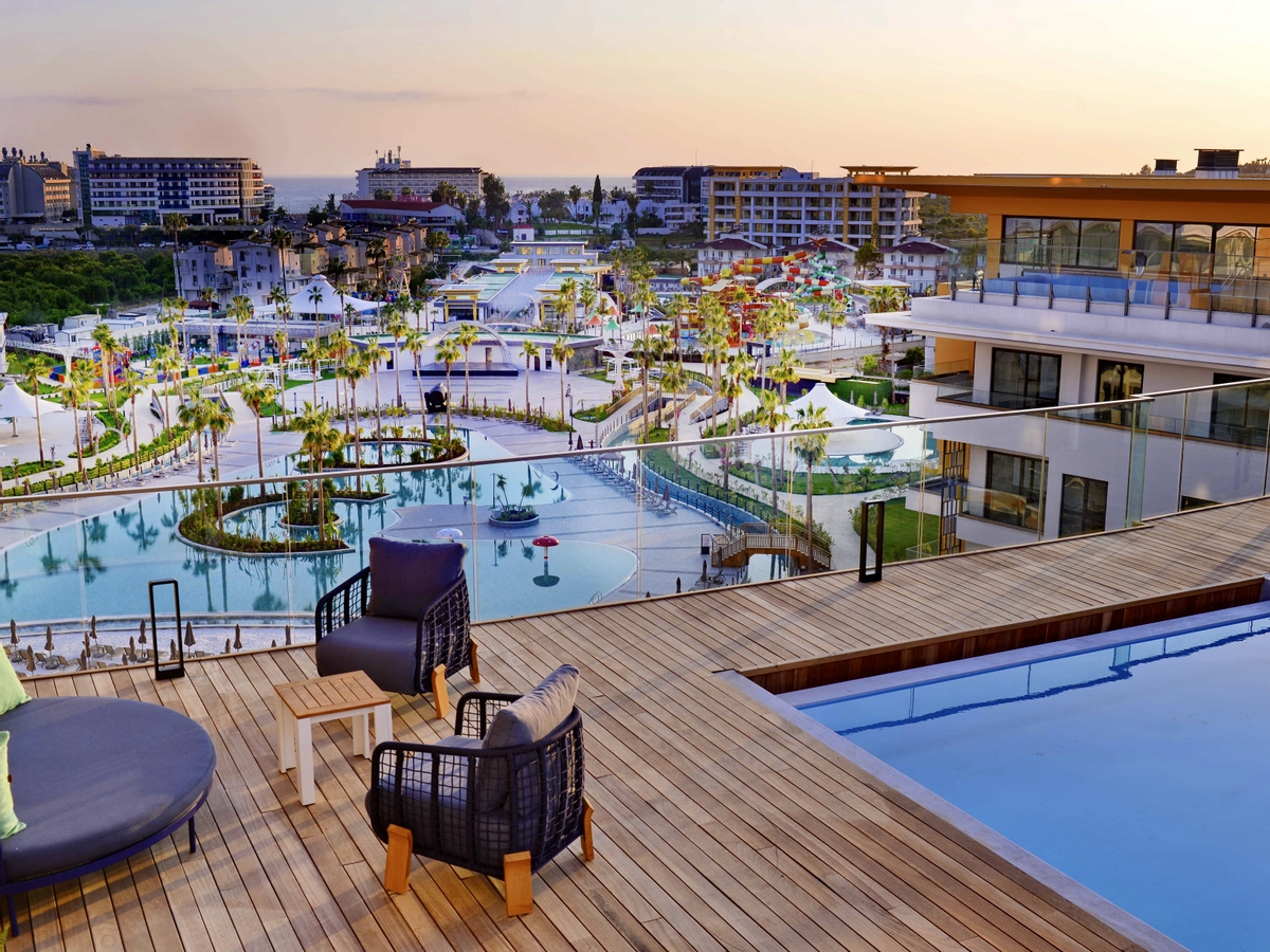 Azura World Otel Fiyatları 2026 | Gezinomi