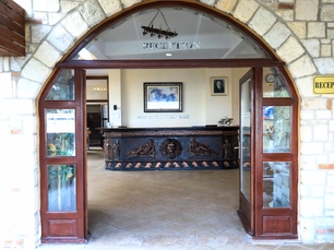 Akay Garden Family Club