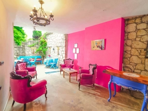 Alaçatı Bedirhan Konak Otel