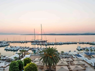 Altın Yunus Hotel & Spa – Çeşme