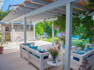 Alura Boutique Hotel