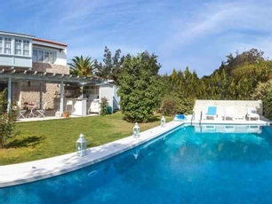 Alura Boutique Hotel