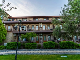 Assos Park Hotel