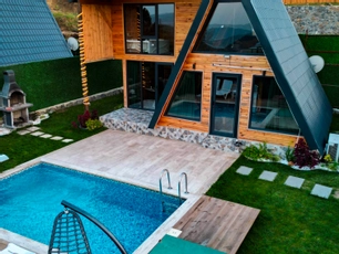 Ateş Böceği Mercan Bungalov