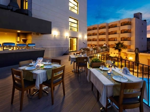 Ayvalık Çınar Hotel