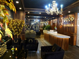 Bayrak Grand Hotel