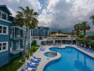 Blue Pearl Hotel & Villas