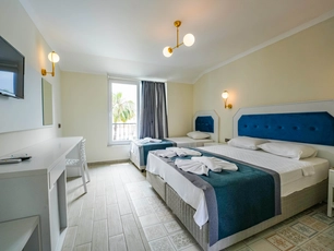 Blue Pearl Hotel & Villas