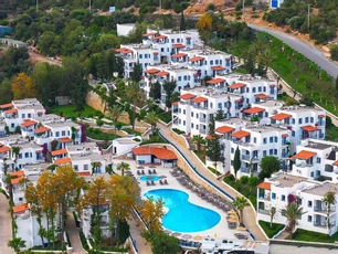 Bodrum Holiday Resort & Spa