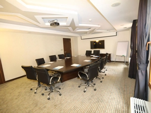 Centrum Business Hotel