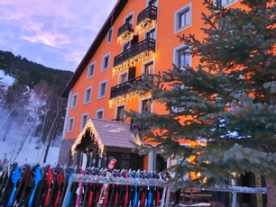 Dedeman Palandöken Ski Lodge