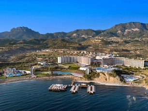 Elexus Hotel & Resort