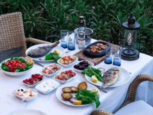 Etenna Bungalow Hotel