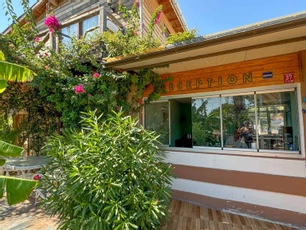 Gaia Bungalow Restaurant