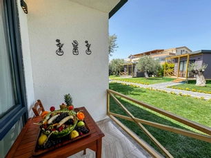 Gargaron Beach Hotel