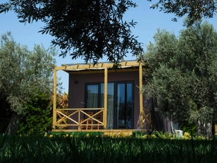 Gargaron Beach Hotel