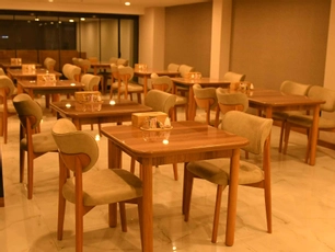 Golden Vera Hotel