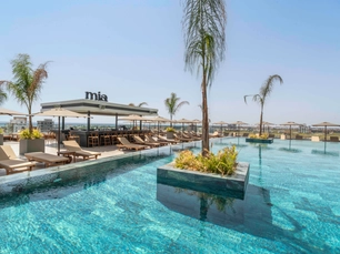 Grand Sapphire Resort