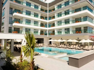 Green Garden Suit Hotel