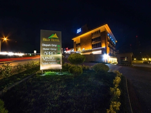 Hilly Hotel