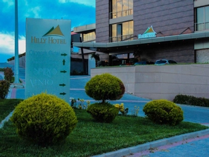 Hilly Hotel