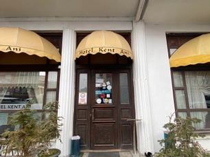Hotel Kent Ani