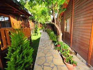 İkiz Pansiyon Bungalow