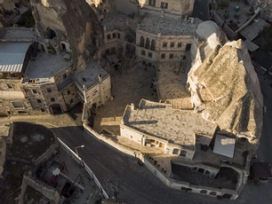 Imperial Cave Suites & SPA