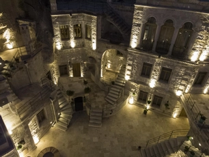 Imperial Cave Suites & SPA