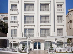 La Boutique Hotel & Suites