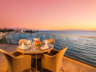 Ladies Beach Suit Otel