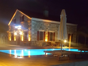 Lavantalı Konak Taş Ev