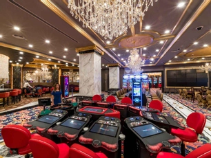 Les Ambassadeurs Hotel & Casino