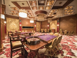 Les Ambassadeurs Hotel & Casino