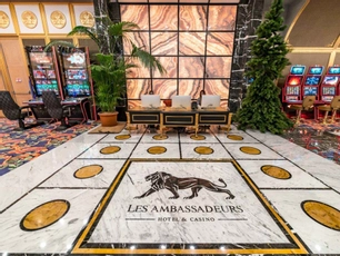 Les Ambassadeurs Hotel 